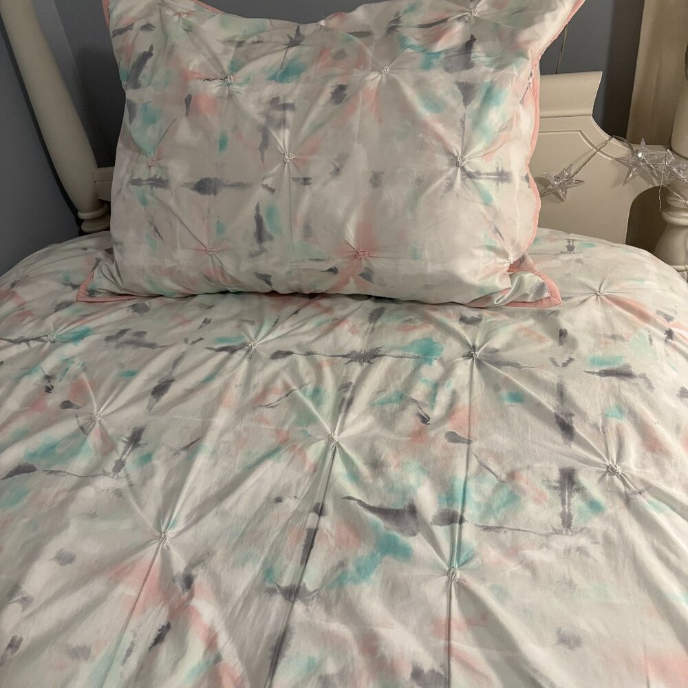 Pottery Barn Teen Girls Watercolor Prism Comforter & Sham Twin/Twin XL